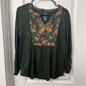 Floral and green 3/4 sleeve shirt